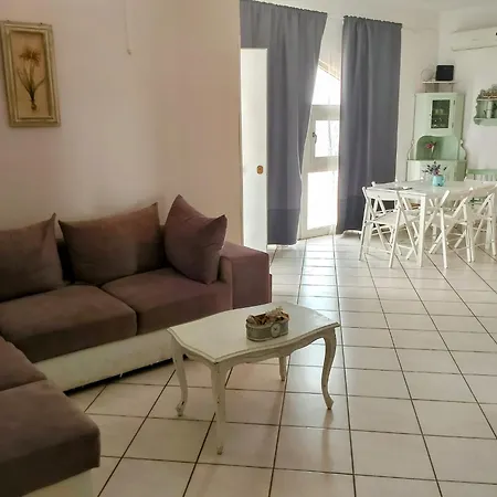 Dedalo Πανσιόν 3*